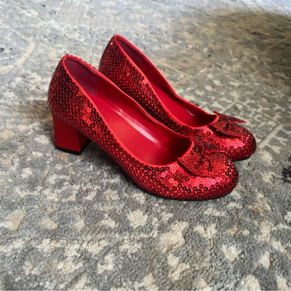 Dorothy Ruby Red slippers
